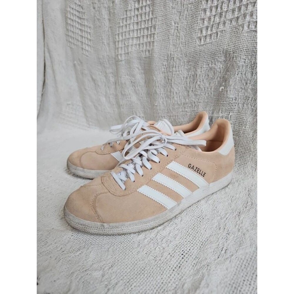 Adidas Light Pink Gazelle Shoes Womens 8.5